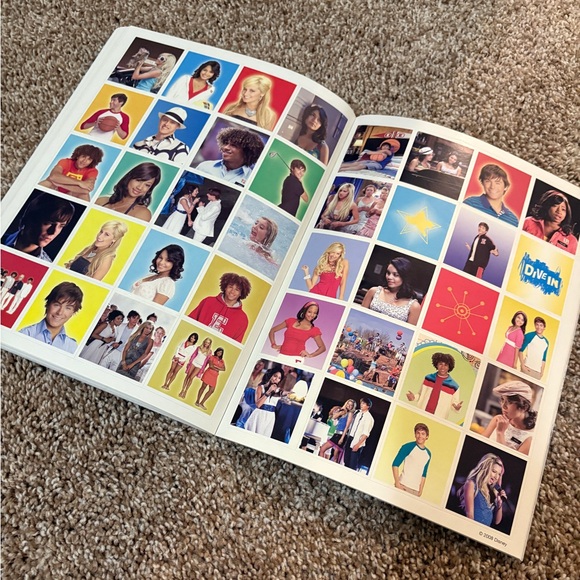 Disney High School Musical 2 Sticker Book - Picture 5 of 10